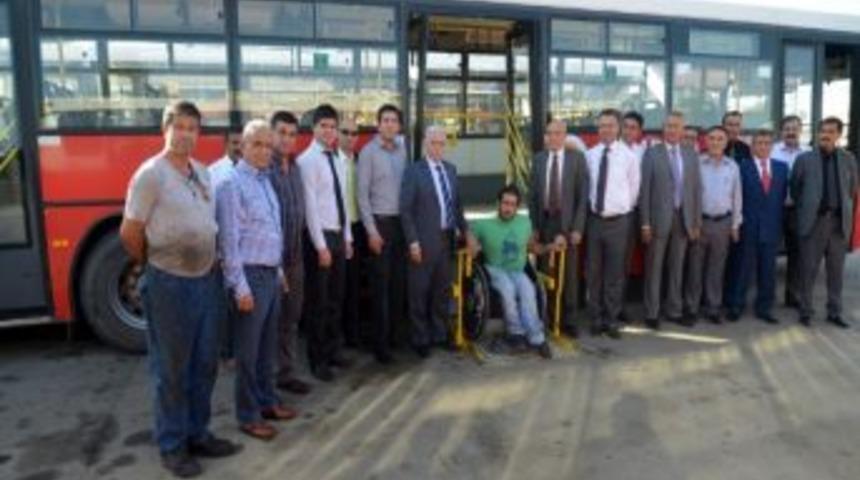 Belediye Otob&uuml;slerinde Engeller Kalktı