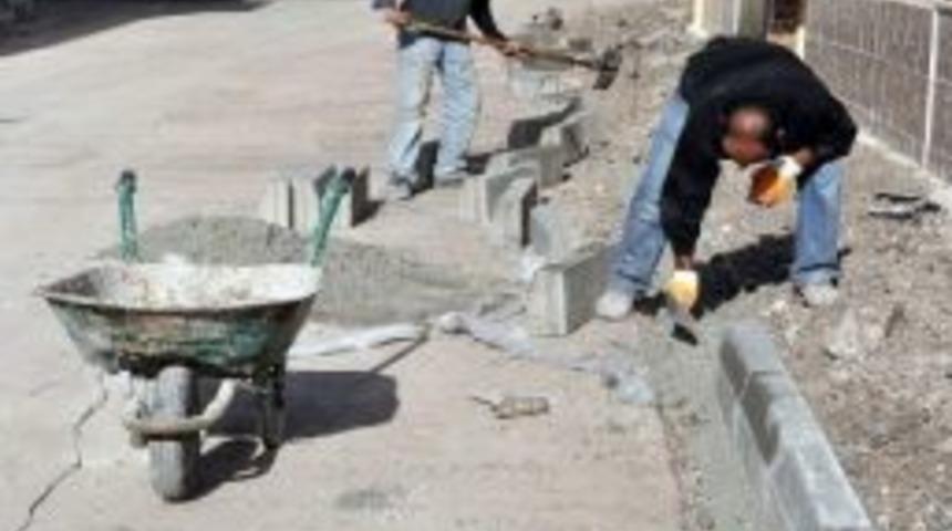 &Uuml;st Yapı &Ccedil;alışmaları Vişnelik Mahallesi'nde Devam Ediyor
