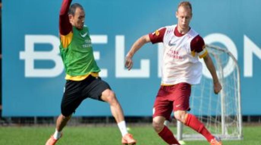 Galatasaray, CFR Cluj Ma&ccedil;ı Hazırlıklarını S&uuml;rd&uuml;rd&uuml;