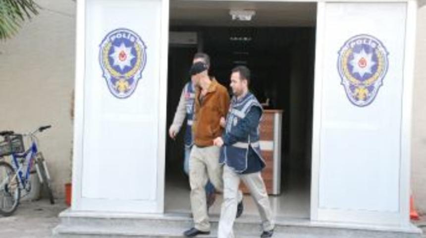 Sigara Y&uuml;z&uuml;nden Bı&ccedil;aklandı