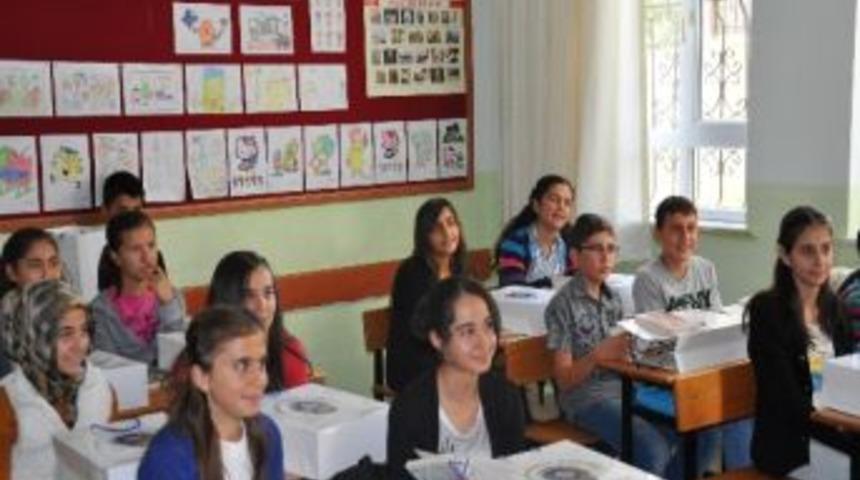 Karaman Polisinden &Ouml;ğrencilere Sbs Desteği