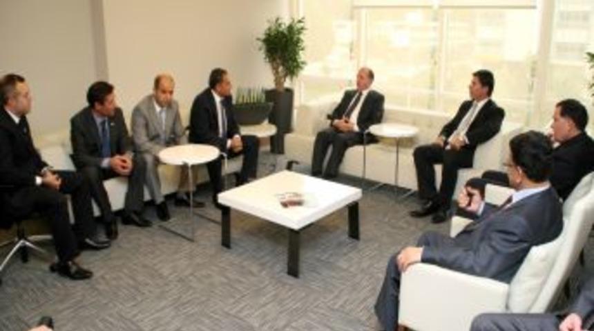 Acar&rsquo;dan Işadamlarına &Ccedil;ağrı