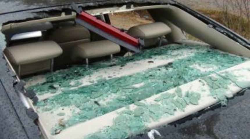 Evlerinde &Ccedil;atlaklar Oluşan K&ouml;yl&uuml;ler, Taş Ocağını Bastı, Ara&ccedil;ları Taşladı