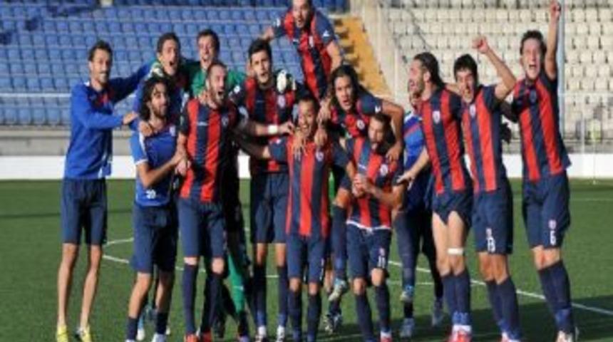 Altınordu Zirveye Demir Attı