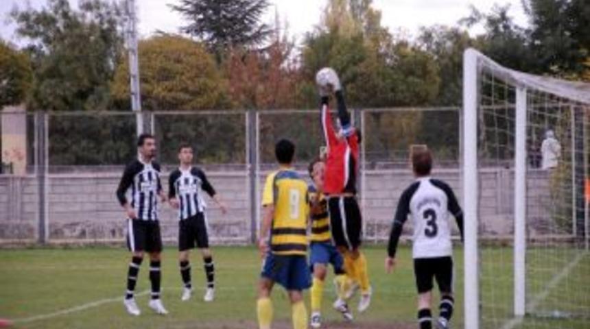 S&uuml;per Amat&ouml;r K&uuml;me