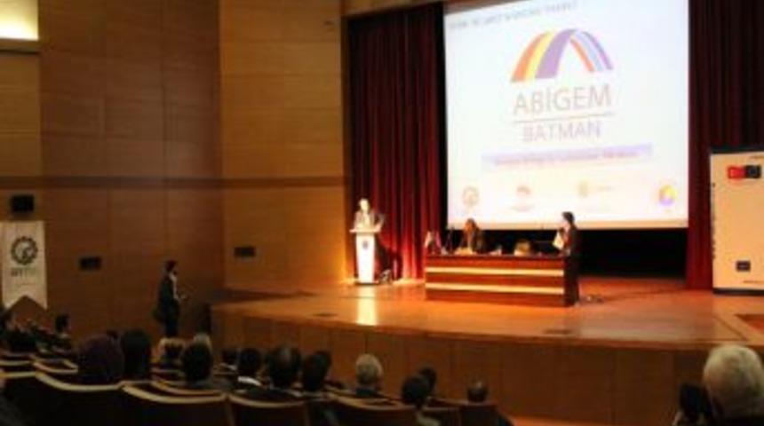 Batman&rsquo;da T&uuml;rk Ticaret Kanunu Paneli Ilgi G&ouml;rd&uuml;