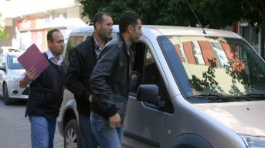 14 Yılda 46 Kez Sigara Ka&ccedil;ak&ccedil;ılığından Yakalandı