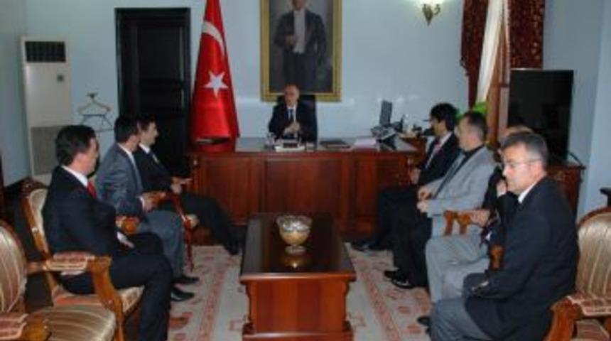 Sağlık Teşkilatından Vali &Ouml;z&ccedil;imen&rsquo;e Ziyaret