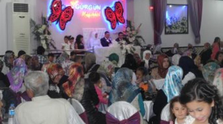 Adem ile Munise'nin mutlu g&uuml;n&uuml;