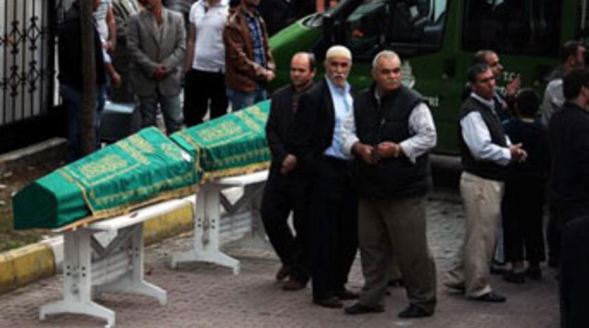 Katliam yapan baba da yaşamını yitirdi