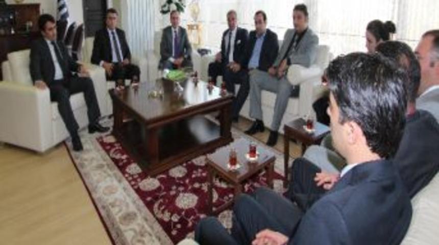 Erzurum Barosu Başkanı Terzioğlu, B&uuml;y&uuml;kşehir Belediyesi&rsquo;ndeydi&hellip;