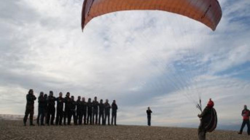 Gen&ccedil;lik U&ccedil;uyor Projesi Başlıyor