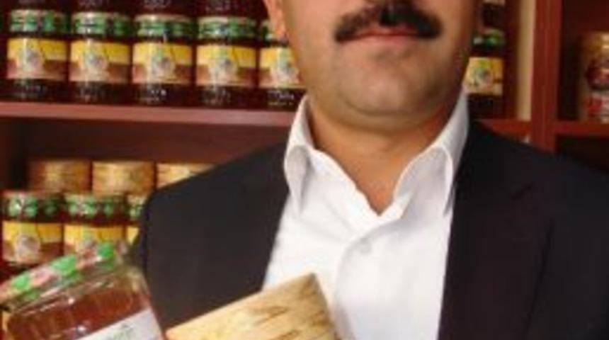 Van Organik Balda İlk Meyvesini Aldı