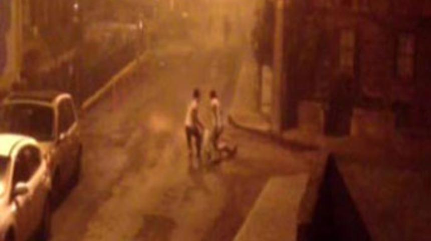 &Uuml;niversite &ouml;ğrencisine usturalı saldırı