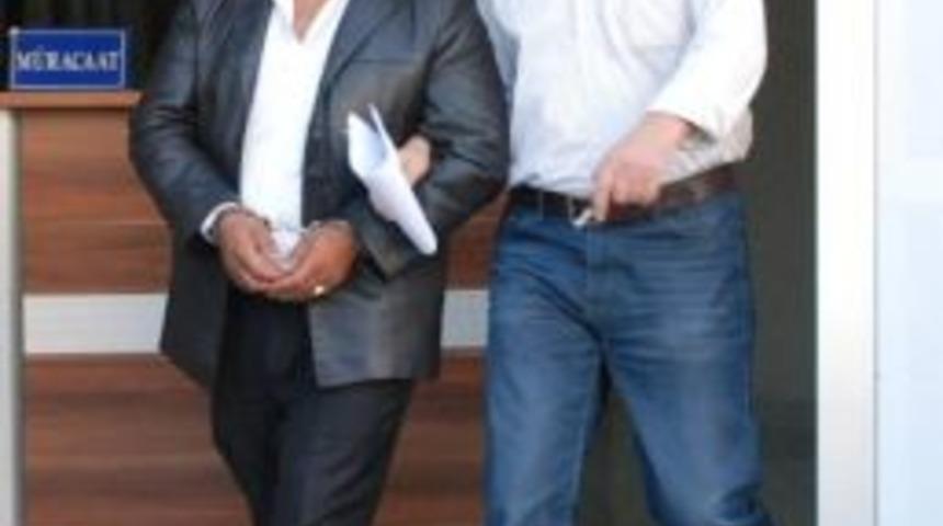 Bı&ccedil;akla Yaralamaya 4 Yıl 2 Ay Hapis