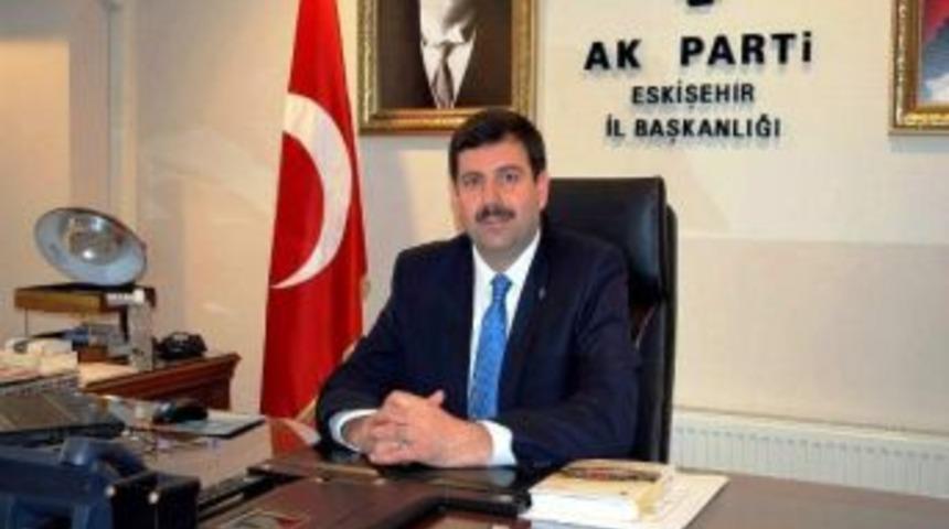 Ak Parti İl Başkanı S&uuml;leyman Reyhan'dan "s&ouml;z&uuml;m&uuml;z&uuml;n Arkasındayız" Mesajı