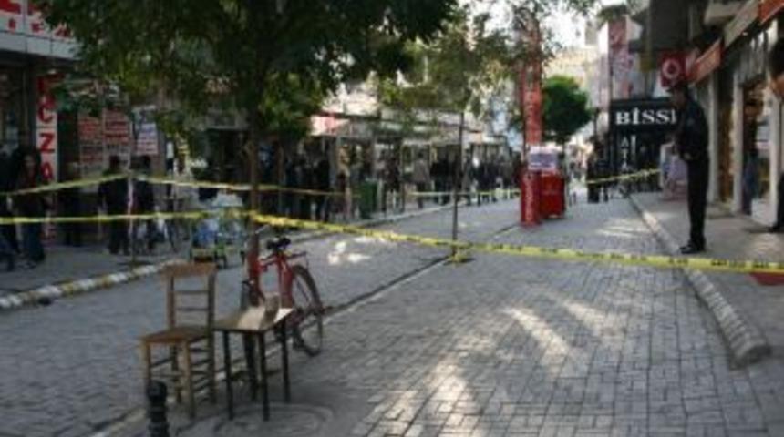 Iğdır'da Bı&ccedil;aklı Kavga: 2 Yaralı