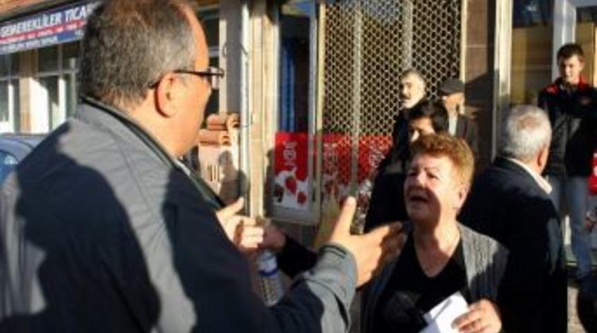 &Ouml;ğretmene Polis Tehdidi İddiası