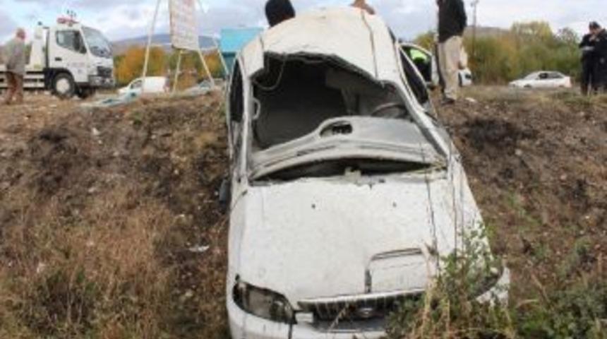 Tosya&rsquo;da Trafik Kazası: 2 Yaralı