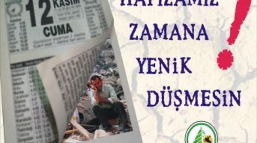 12 Kasım Depremi'nin Yıld&ouml;n&uuml;m&uuml; Nedeniyle Anı Defteri A&ccedil;ıldı