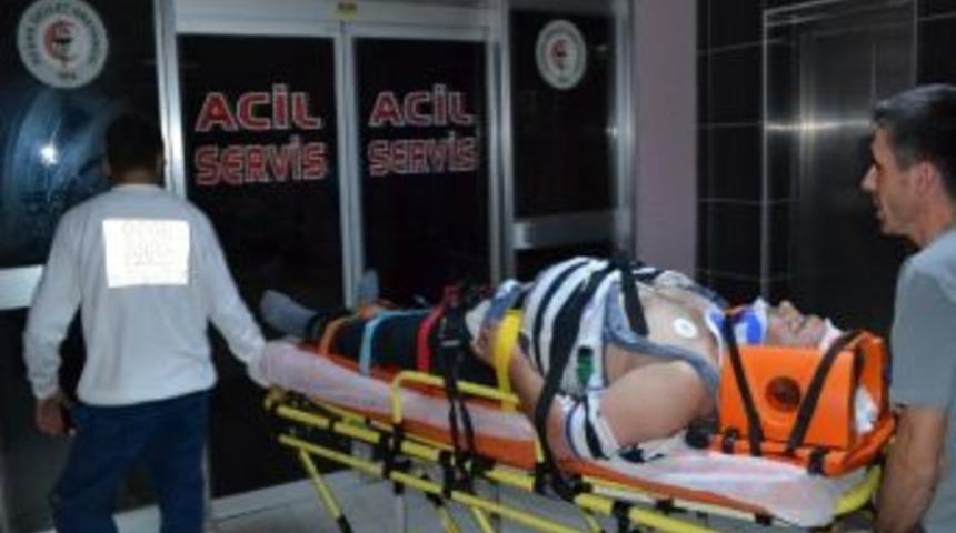 Motosikletten D&uuml;şen Şahıs Ağır Yaralandı