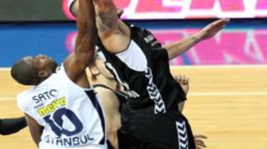 Fenerbah&ccedil;e &Uuml;lker: 83 - Beşiktaş: 74