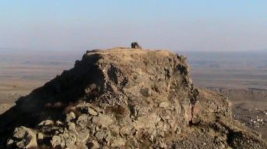 Yok Olmaya Yüz Tutan Tarihi Bendivan Kalesi Ilgi Bekliyor