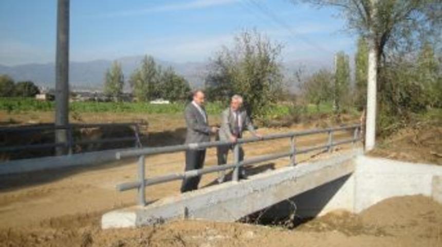 Ödemiş Belediyesi, Bayramkuyu'ya Köprü Yaptı