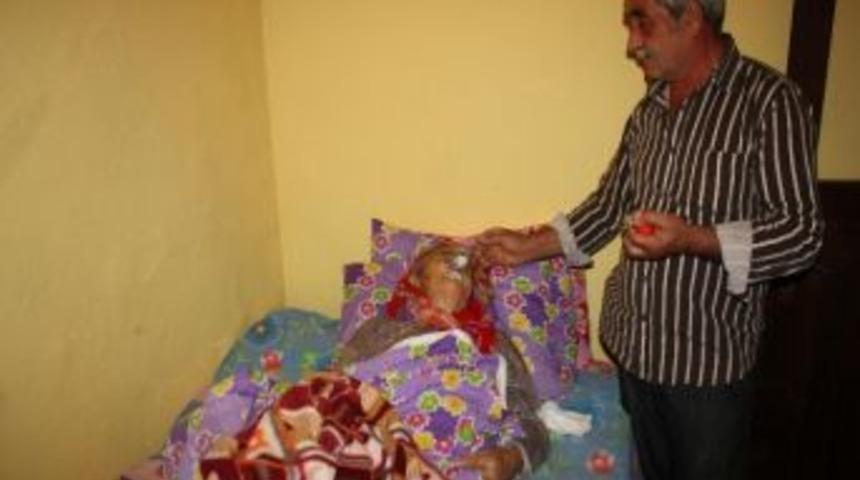 Fel&ccedil; Hastası Olan Annesine Fel&ccedil;li Raporu Alamadı