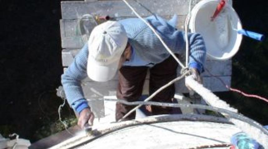 Y&uuml;ksekliğe Meydan Okuyan Minare Boyacısı