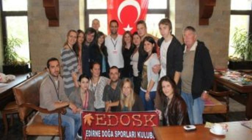 Edosk&rsquo;lu Gen&ccedil;ler Bulgaristan&rsquo;da T&uuml;rkiye&rsquo;yi Temsil Etti