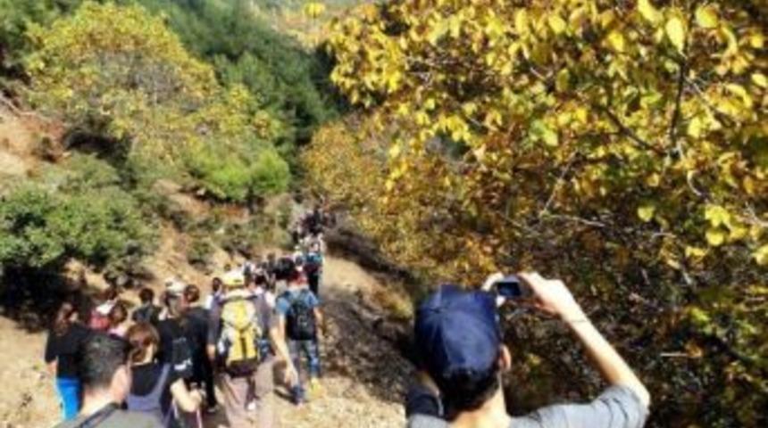 Adü Atça Myo Çetin Uygur’u İçin Yürüdü