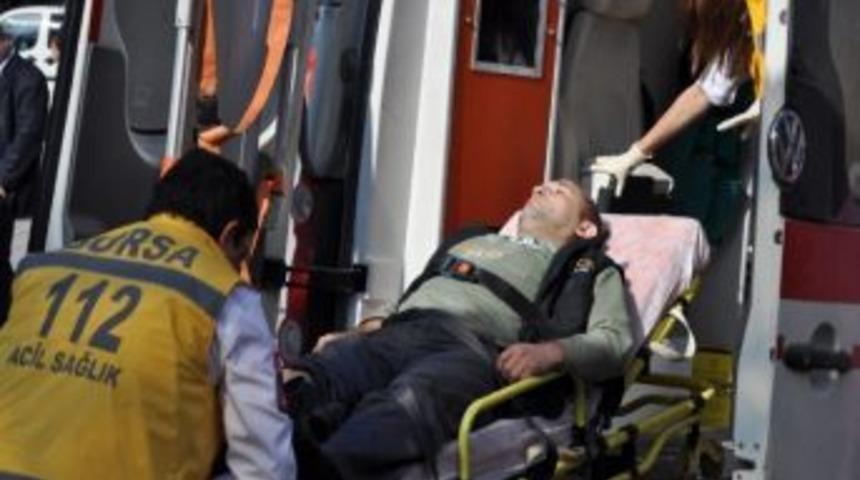 Bursa'da Motosiklet Kazaları: 2 Yaralı