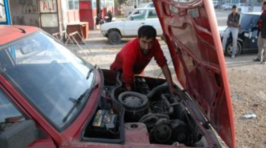 Oto Tamircilerinde, Kış Mesaisi Başladı