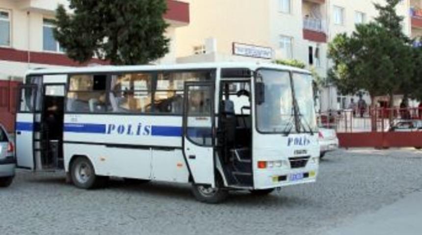 Ayvalık Belediyesi&rsquo;ne Operasyon