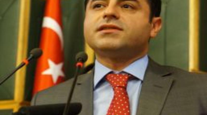 BDP'li Demirtaş: A&ccedil;lık Grevleri Bir Sorun Değil, Bir Sorundan &Ccedil;ıkmış Bir Sonu&ccedil;