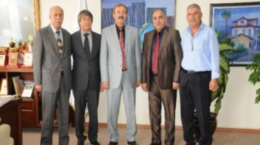 Şanlıurfalılardan Başkan T&uuml;rk'e Ziyaret