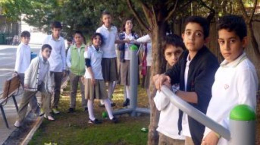 Nil Koleji, Obeziteyle M&uuml;cadele Başlattı