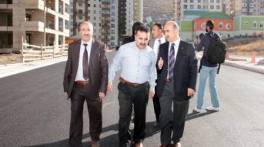 Talas Asfaltta Antalya&rsquo;yı Ge&ccedil;ti