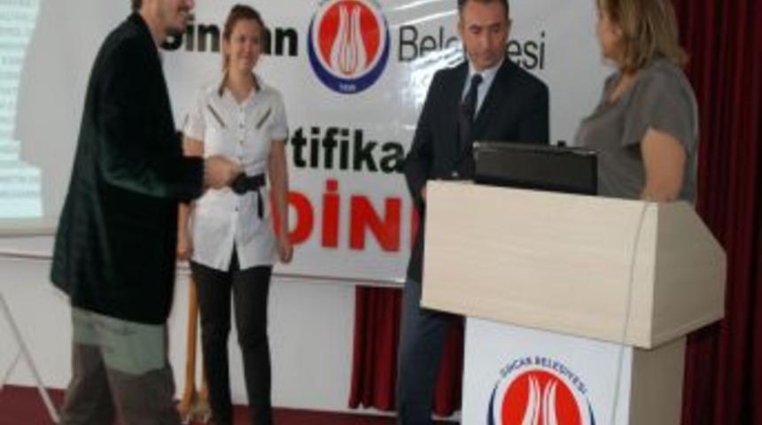 Sincan'da Uygulamalı Girişimcilik Kursu &Ouml;ğrencileri Sertifikalarına Kavuştu