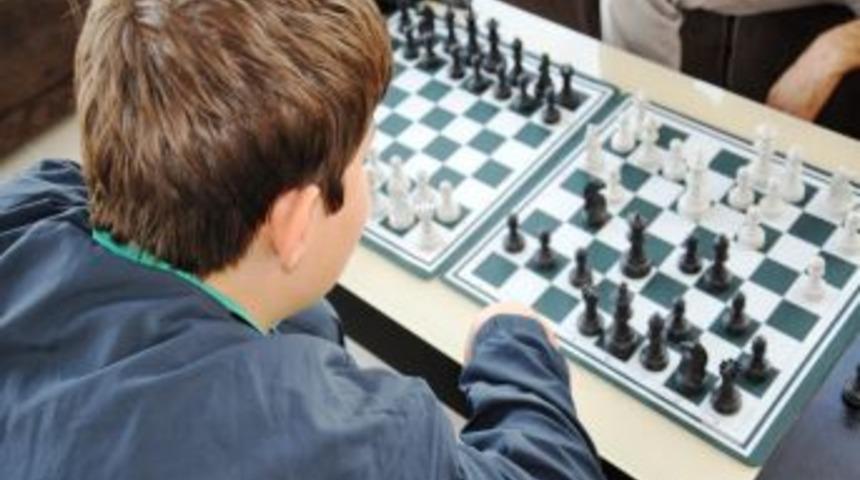 Osmaniye'de Fatihhan, &Ouml;ğrencilere &Uuml;cretsiz Eğitim Hizmeti Veriyor