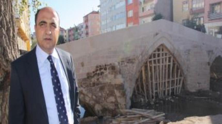 Başkan Palta: Muhteşem Eserleri G&uuml;n Y&uuml;z&uuml;ne &Ccedil;ıkarıyoruz