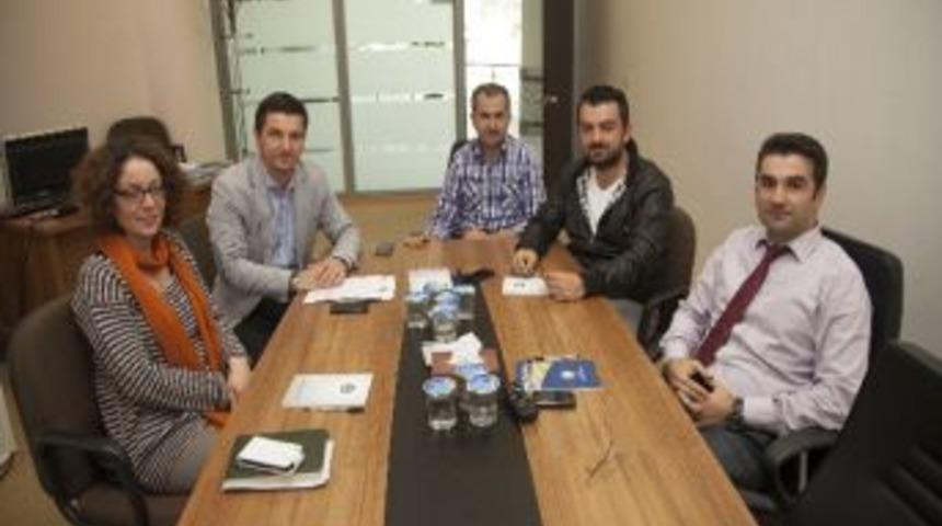 Cep Telefonu Bayilerinin &lsquo;a&ccedil;ık Hat&rsquo; Sorunu Bitiyor