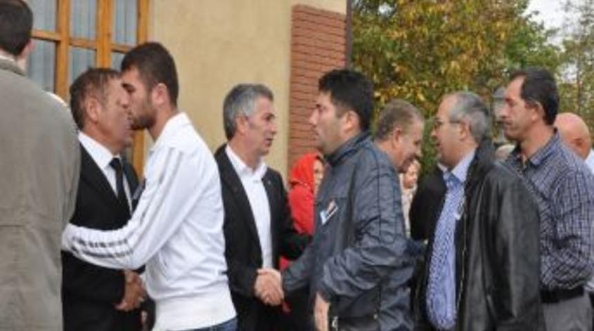 Chp'li Meclis &Uuml;yesinin Babası Toprağa Verildi