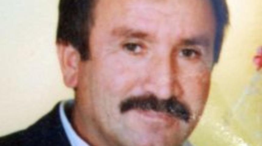 Devrilen At Arabasının Altında Kalan Yaşlı Adam &Ouml;ld&uuml;