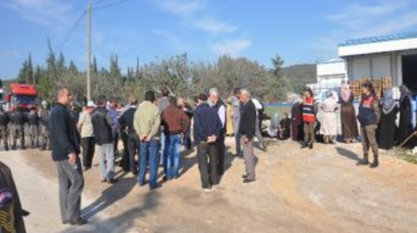 K&ouml;yl&uuml;lerin Eylemi S&uuml;r&uuml;yor