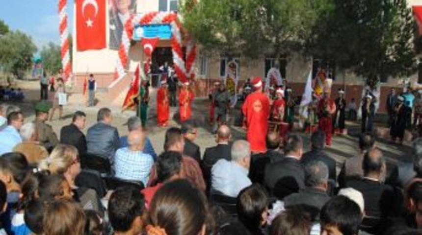 G&uuml;lay: Hayırseverler Sayesinde 6 Yıl I&ccedil;inde Antalya'ya 379 Okul Kazandırdık