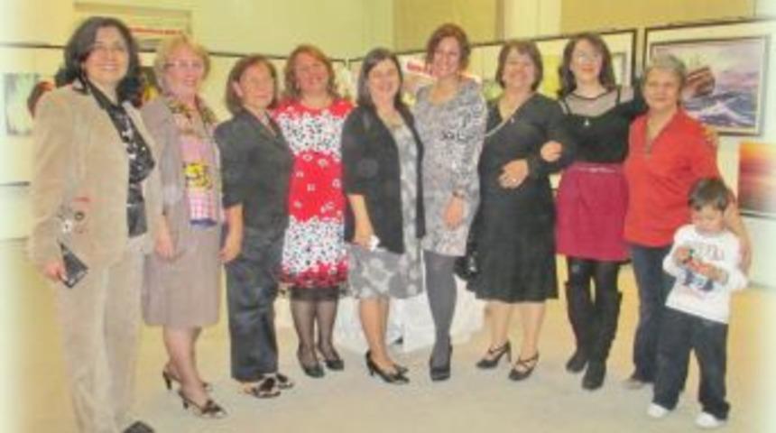 'Kadın Rengi' Karma Resim Sergisi A&ccedil;ıldı