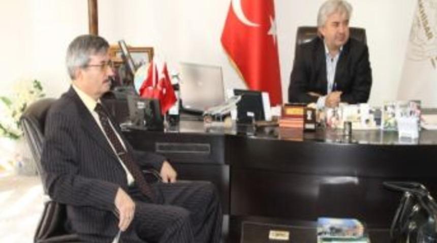 Manisa Barosu'nun Yeni Y&ouml;netiminden Akhisar Belediyesi'ne Ziyaret