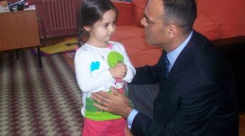 Minik &Ouml;ğrencilere Toplum Kuralları Ve Polislik Mesleği Anlatıldı